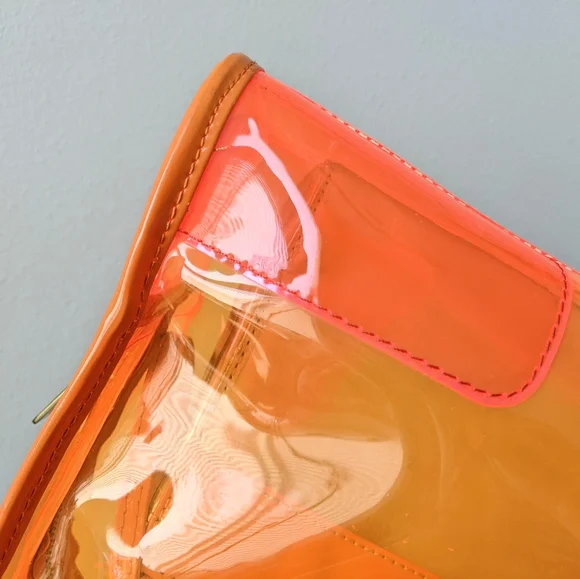 Rare Loewe Amazona Vinyl Bag - Picture 11 of 16